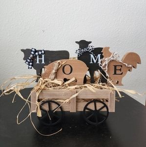 Wagon with animals farm decor